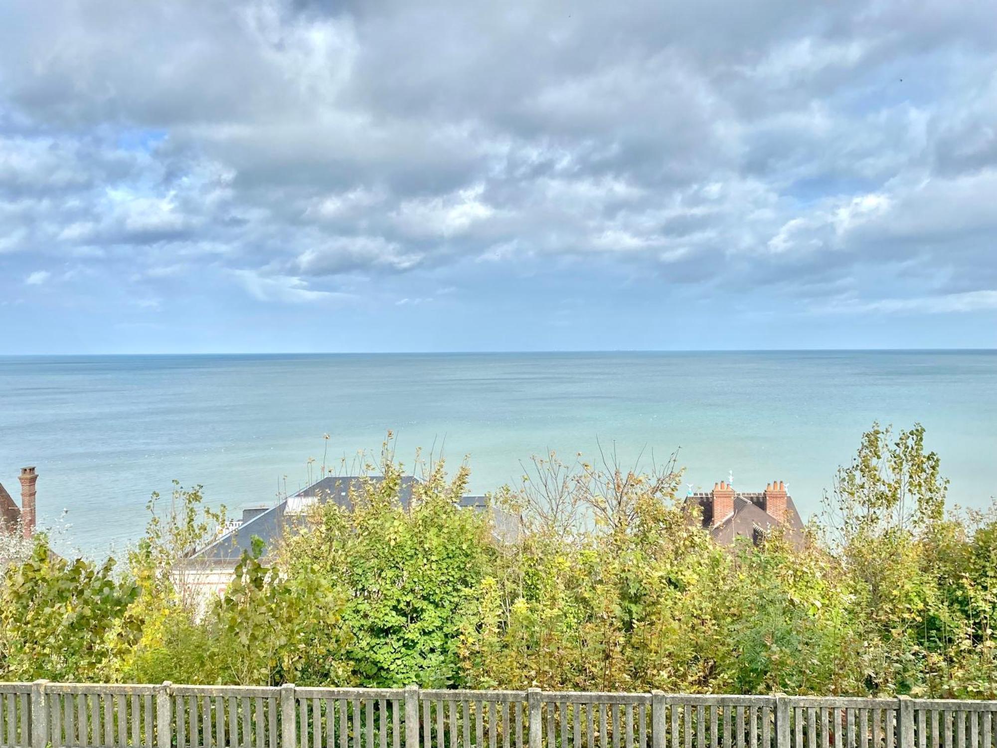 Lesparisnormands - Pleine Vue Mer - Centre Et Plage A 3Mn 滨海维莱 外观 照片